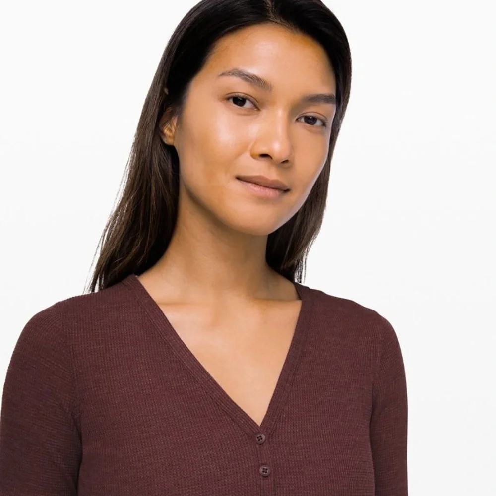 NWT Lululemon Close Call Henley Long Sleeve Size M
